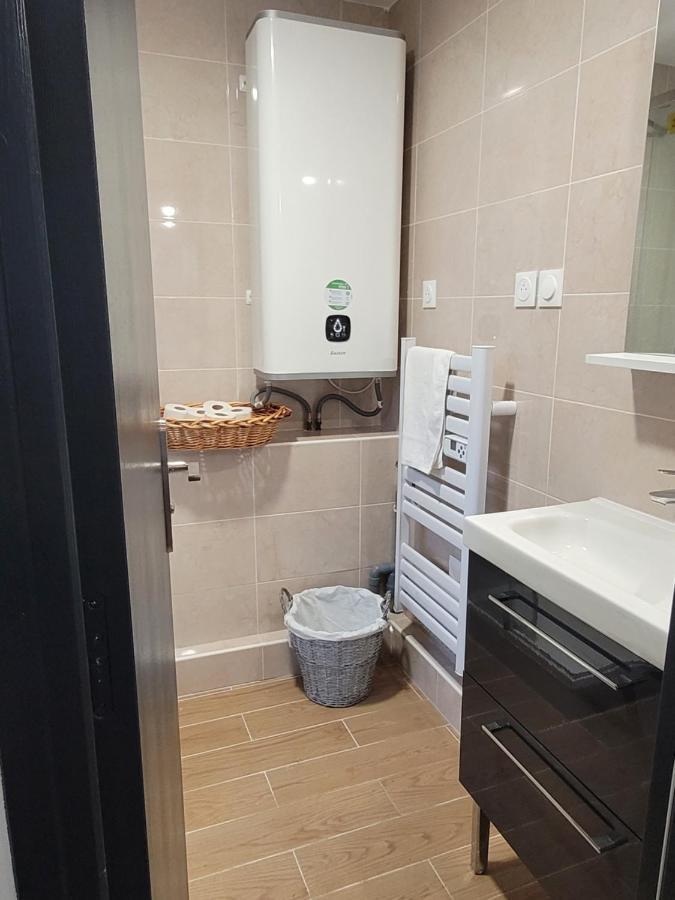 Coquet Appartement A 15Mn De Paris Et 10 Mn De Stade De France, Wifi, Netflix, Groslay Экстерьер фото