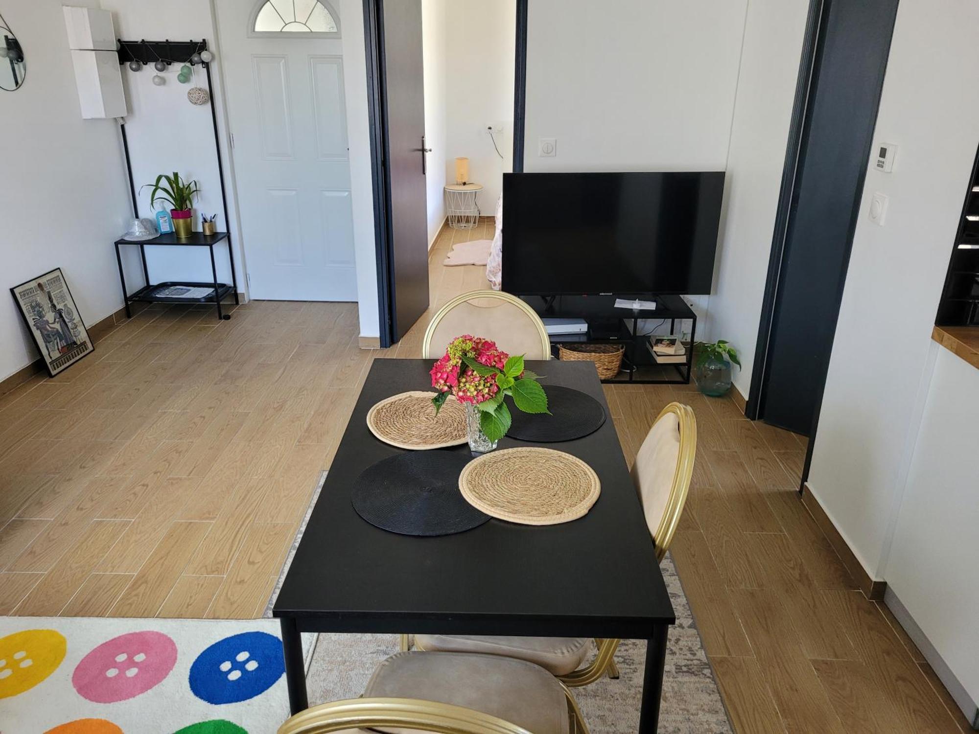 Coquet Appartement A 15Mn De Paris Et 10 Mn De Stade De France, Wifi, Netflix, Groslay Экстерьер фото